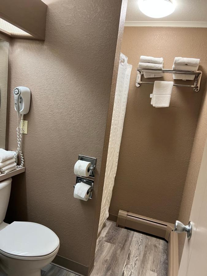 Viking Arms Inn - Ludington Kültér fotó