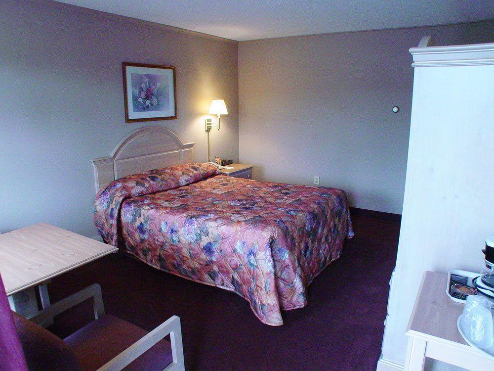 Viking Arms Inn - Ludington Kültér fotó