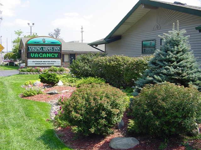 Viking Arms Inn - Ludington Kültér fotó