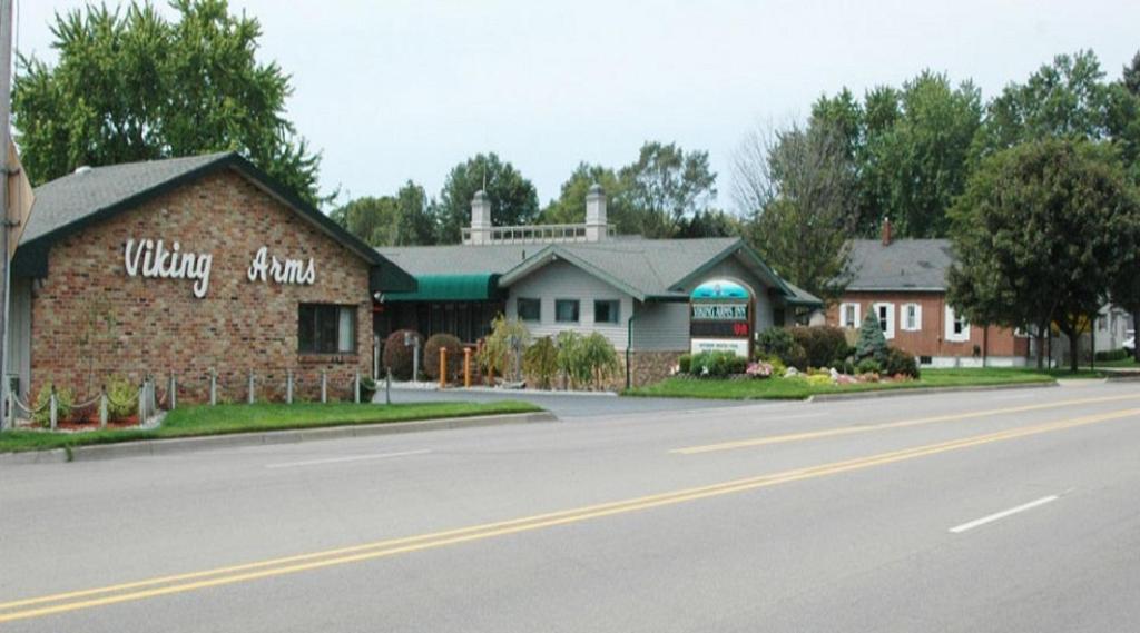 Viking Arms Inn - Ludington Kültér fotó